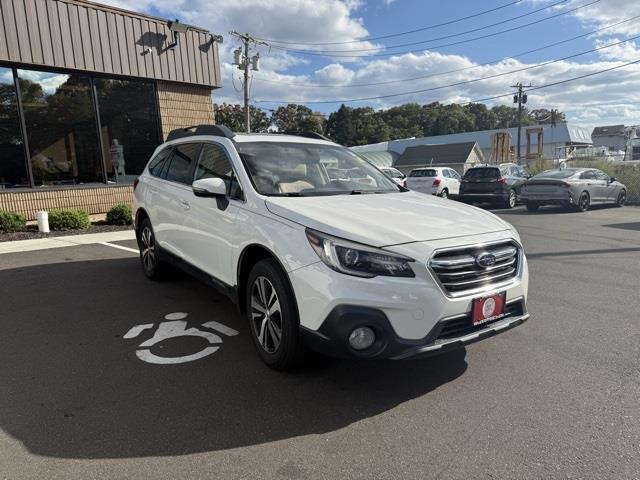 Used 2019 Subaru Outback in Stratford, Connecticut | Wiz Leasing Inc. Stratford, Connecticut