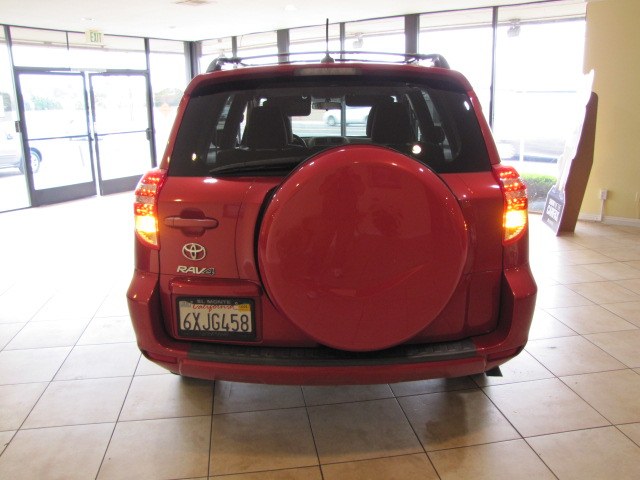 2012 Toyota RAV4 Base photo 3