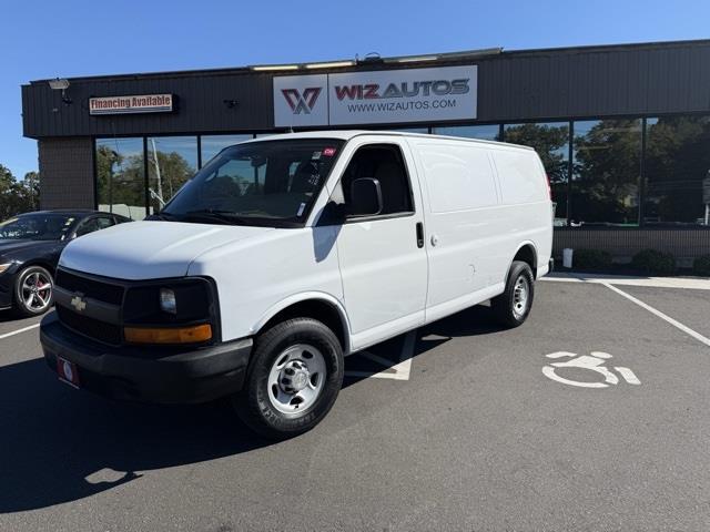 Used 2011 Chevrolet Express 2500 in Stratford, Connecticut | Wiz Leasing Inc. Stratford, Connecticut