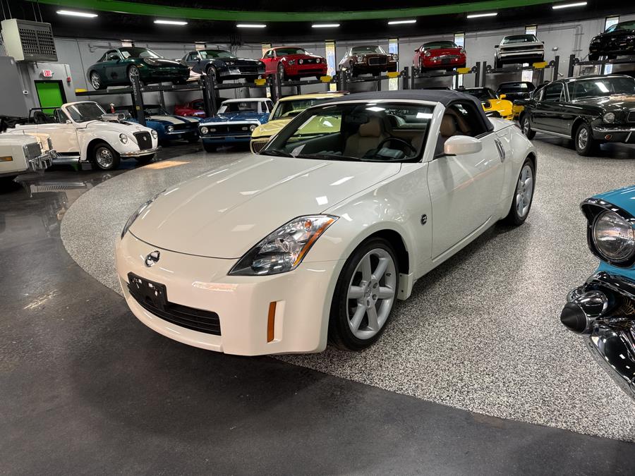 2005 Nissan 350Z 2dr Roadster Touring Auto, available for sale in Oxford, Connecticut | Buonauto Enterprises. Oxford, Connecticut 2005 Nissan 350Z 2dr Roadster Touring Auto, available for sale in Oxford, Connecticut | Buonauto Enterprises. Oxford, Connecticut