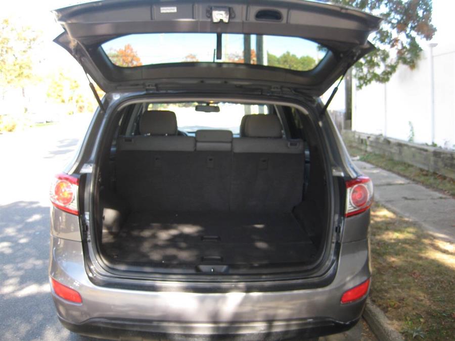 2010 Hyundai Santa Fe GLS 4dr SUV, available for sale in Massapequa, New York | Rite Choice Auto Inc.. Massapequa, New York 2010 Hyundai Santa Fe GLS 4dr SUV, available for sale in Massapequa, New York | Rite Choice Auto Inc.. Massapequa, New York