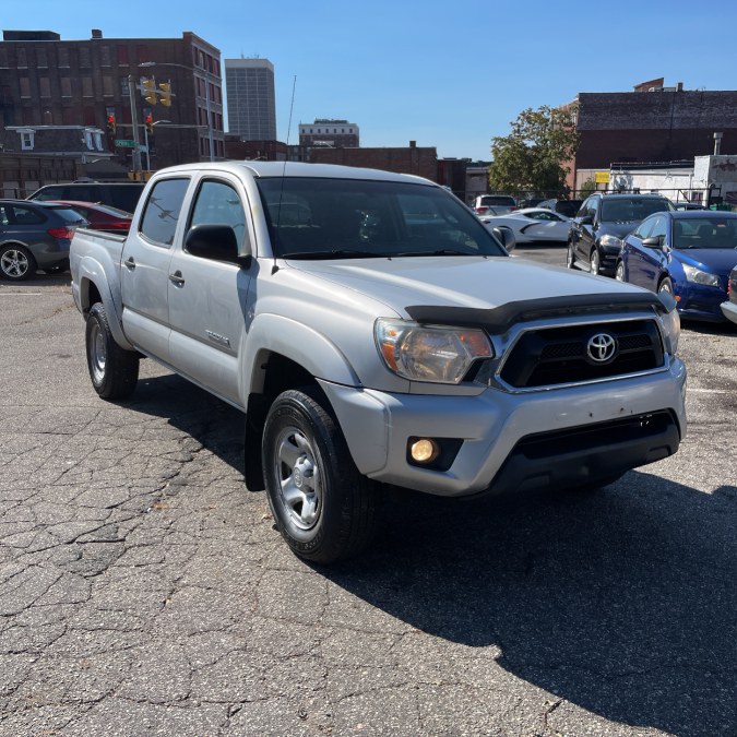 Used 2012 Toyota Tacoma in Naugatuck, Connecticut | Riverside Motorcars, LLC. Naugatuck, Connecticut