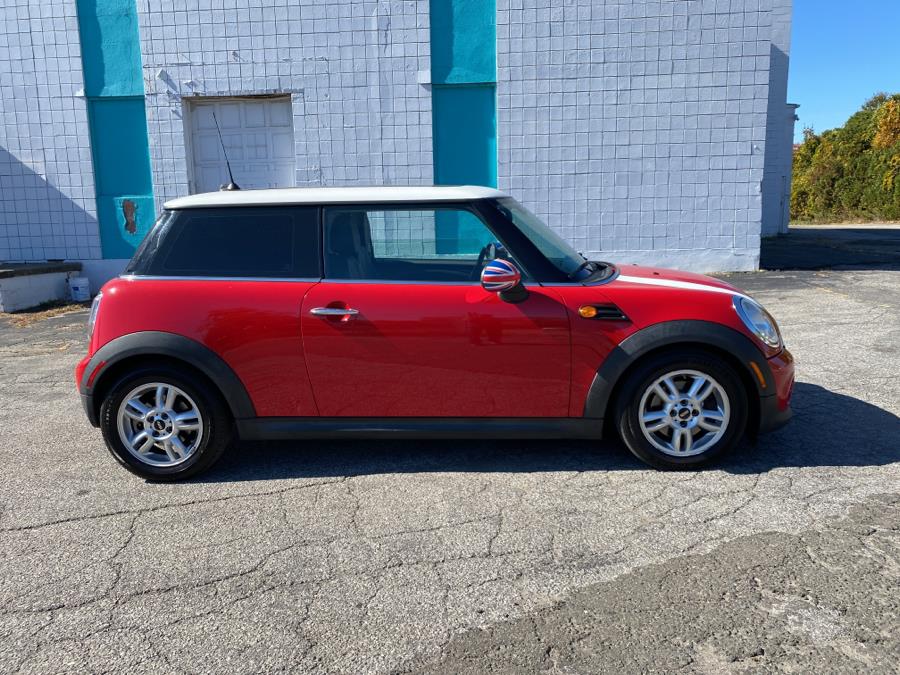 Used 2013 MINI Cooper Hardtop in Milford, Connecticut | Dealertown Auto Wholesalers. Milford, Connecticut