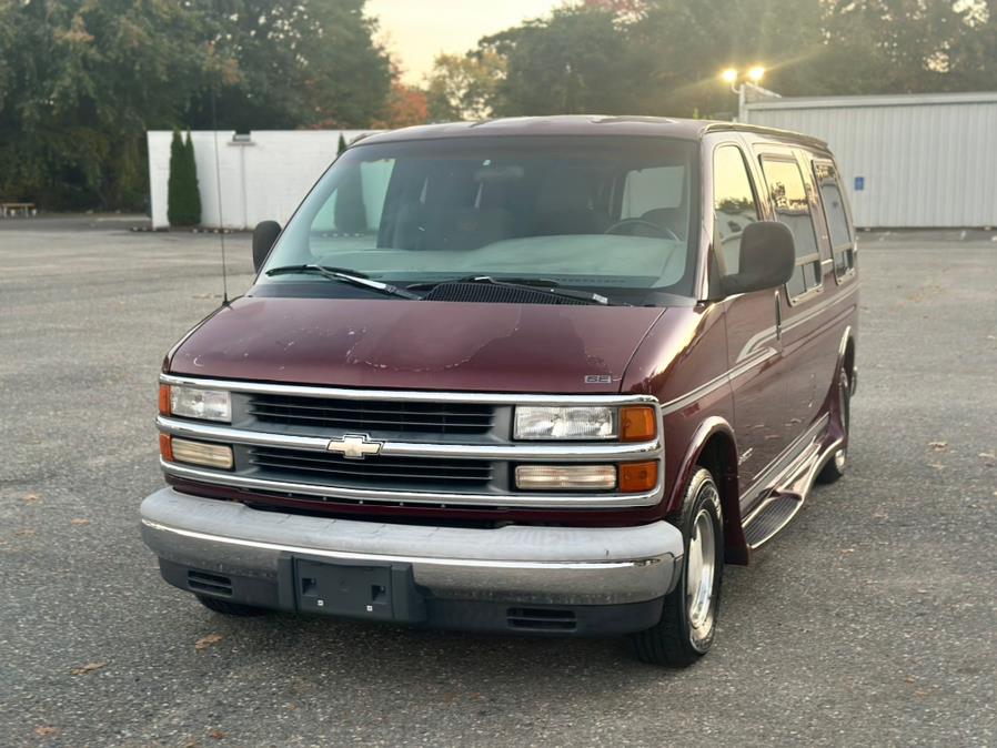 Used 1999 Chevrolet Express Van in Springfield, Massachusetts | Auto Globe LLC. Springfield, Massachusetts