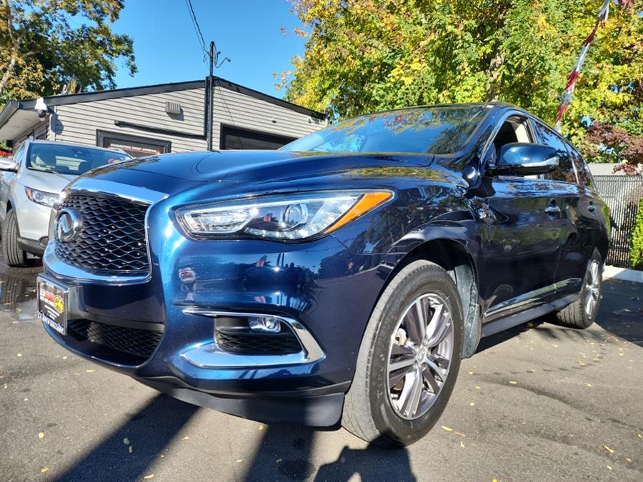 Used 2018 INFINITI QX60 in Islip, New York | L.I. Auto Gallery. Islip, New York