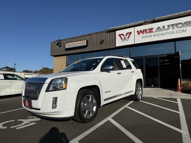 Used 2015 GMC Terrain in Stratford, Connecticut | Wiz Leasing Inc. Stratford, Connecticut