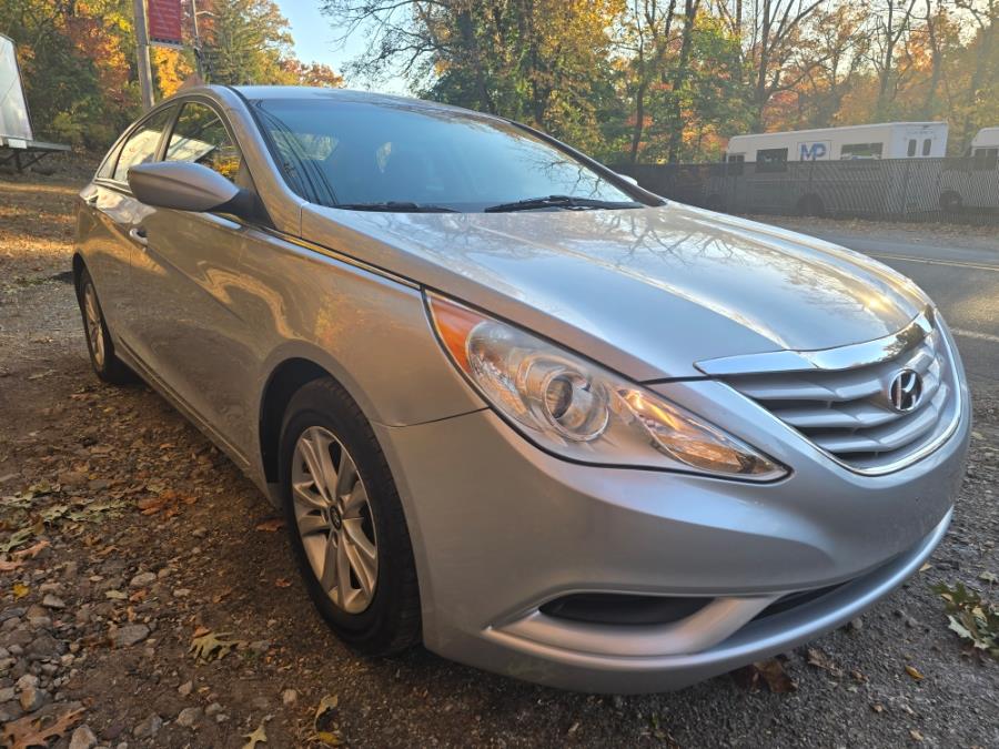 Used 2013 Hyundai Sonata in Bloomingdale, New Jersey | Bloomingdale Auto Group. Bloomingdale, New Jersey