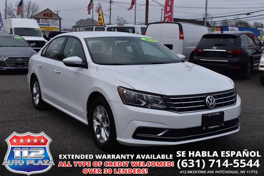 Used 2018 Volkswagen Passat in Patchogue, New York | 112 Auto Plaza. Patchogue, New York