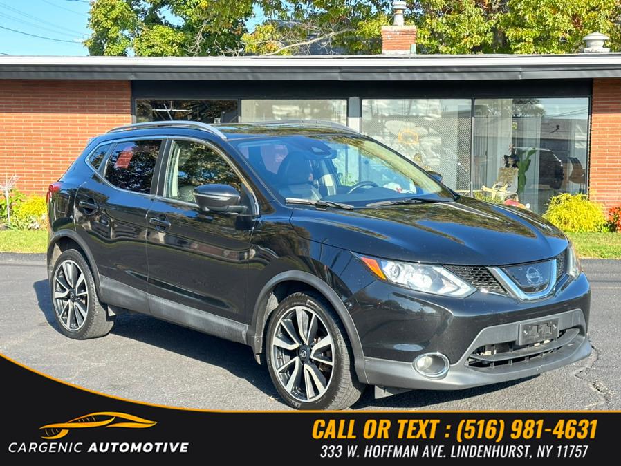 Used 2017 Nissan Rogue Sport in Lindenhurst, New York | Cargenic Automotive. Lindenhurst, New York