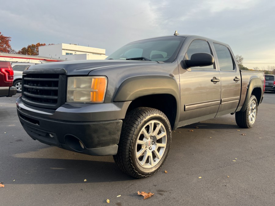 Used 2011 GMC Sierra 1500 in Ortonville, Michigan | Marsh Auto Sales LLC. Ortonville, Michigan