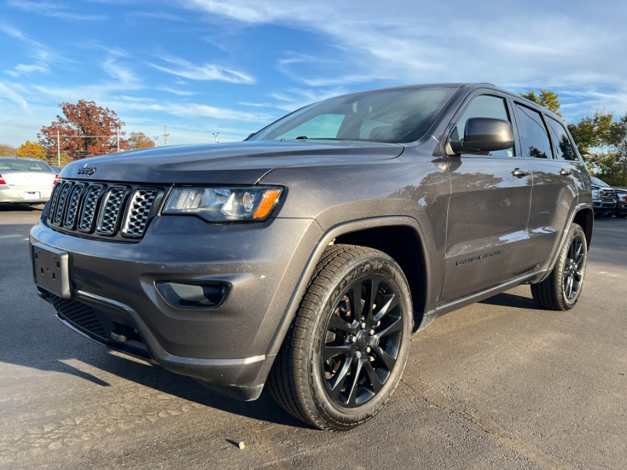 Used 2019 Jeep Grand Cherokee in Ortonville, Michigan | Marsh Auto Sales LLC. Ortonville, Michigan