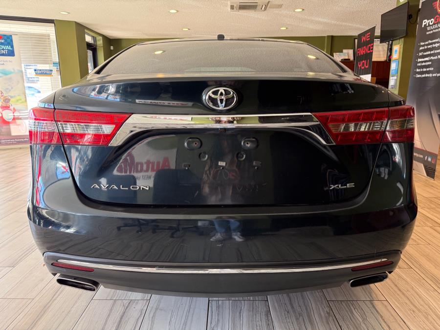 2016 Toyota Avalon 4dr Sdn XLE (Natl), available for sale in West Hartford, Connecticut | AutoMax. West Hartford, Connecticut 2016 Toyota Avalon 4dr Sdn XLE (Natl), available for sale in West Hartford, Connecticut | AutoMax. West Hartford, Connecticut