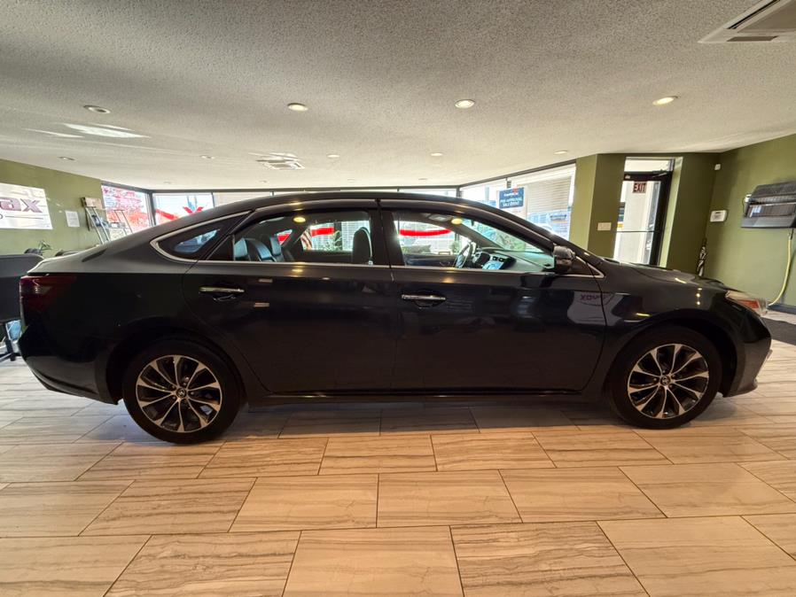 2016 Toyota Avalon 4dr Sdn XLE (Natl), available for sale in West Hartford, Connecticut | AutoMax. West Hartford, Connecticut 2016 Toyota Avalon 4dr Sdn XLE (Natl), available for sale in West Hartford, Connecticut | AutoMax. West Hartford, Connecticut