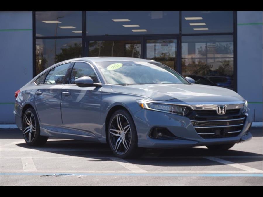 Used 2021 Honda Accord Hybrid in Fort Myers, Florida | Carlux Fort Myers. Fort Myers, Florida