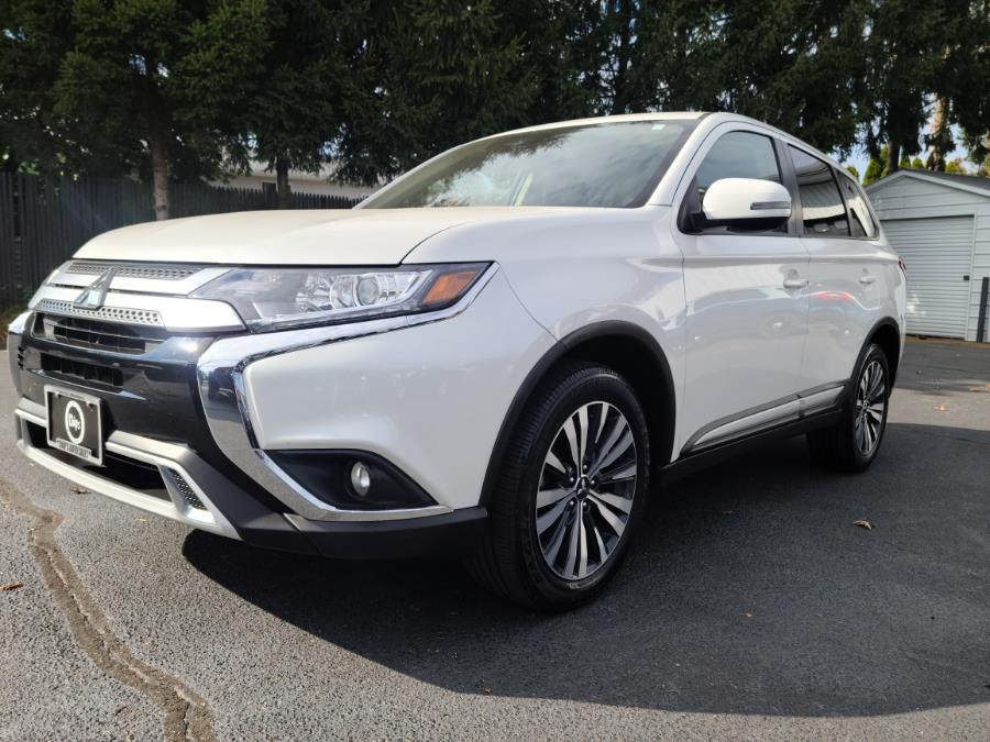 Used 2020 Mitsubishi Outlander in Milford, Connecticut | Chip's Auto Sales Inc. Milford, Connecticut