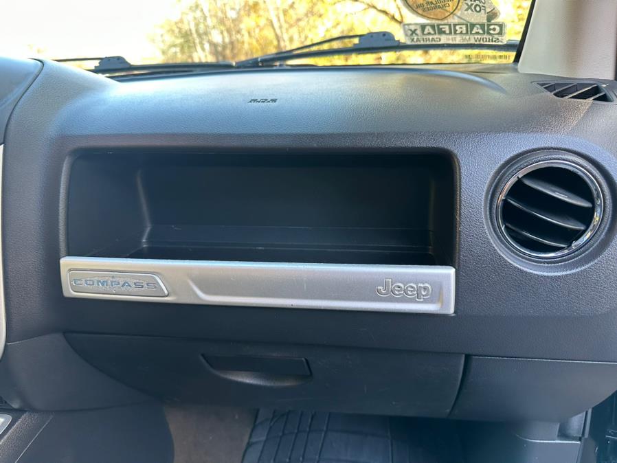 2016 Jeep Compass 4WD 4dr High Altitude Edition, available for sale in New Britain, Connecticut | Supreme Automotive. New Britain, Connecticut 2016 Jeep Compass 4WD 4dr High Altitude Edition, available for sale in New Britain, Connecticut | Supreme Automotive. New Britain, Connecticut