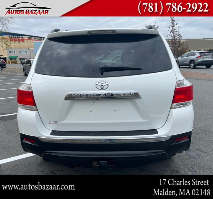 2013 Toyota Highlander FWD 4dr V6 Limited (Natl), available for sale in Malden, Massachusetts | Auto Bazaar. Malden, Massachusetts 2013 Toyota Highlander FWD 4dr V6 Limited (Natl), available for sale in Malden, Massachusetts | Auto Bazaar. Malden, Massachusetts