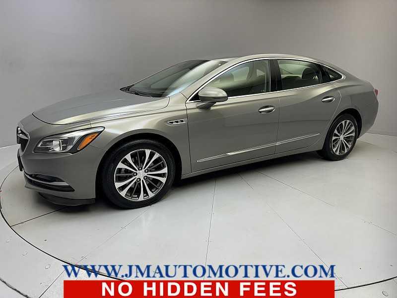 Used 2017 Buick Lacrosse in Naugatuck, Connecticut | J&M Automotive Sls&Svc LLC. Naugatuck, Connecticut