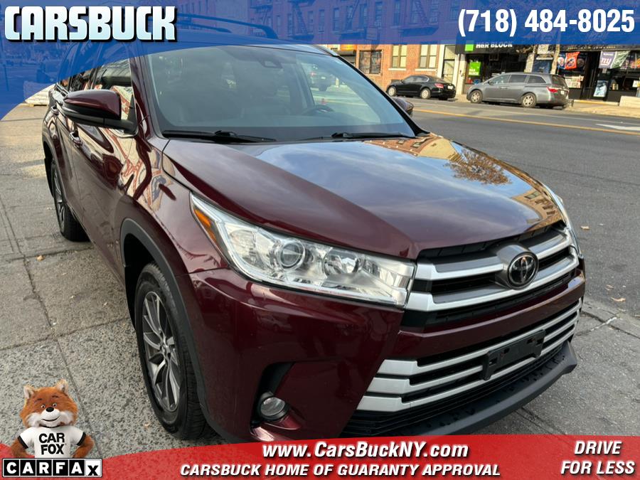 Used 2018 Toyota Highlander in Brooklyn, New York | Carsbuck Inc.. Brooklyn, New York