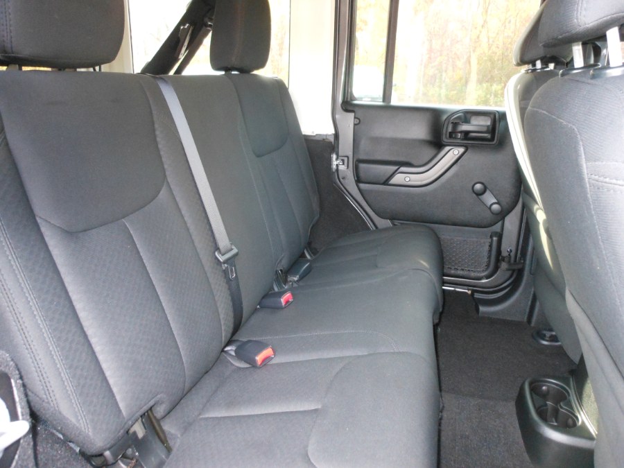 2017 Jeep Wrangler Unlimited Sport 4x4, available for sale in Yantic, Connecticut | Yantic Auto Center. Yantic, Connecticut 2017 Jeep Wrangler Unlimited Sport 4x4, available for sale in Yantic, Connecticut | Yantic Auto Center. Yantic, Connecticut