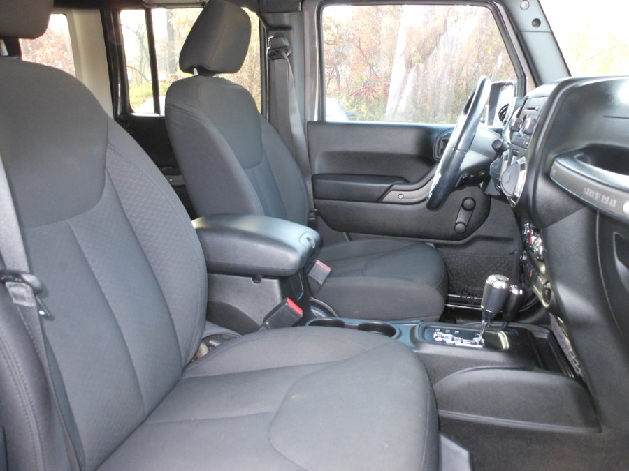 2017 Jeep Wrangler Unlimited Sport 4x4, available for sale in Yantic, Connecticut | Yantic Auto Center. Yantic, Connecticut 2017 Jeep Wrangler Unlimited Sport 4x4, available for sale in Yantic, Connecticut | Yantic Auto Center. Yantic, Connecticut