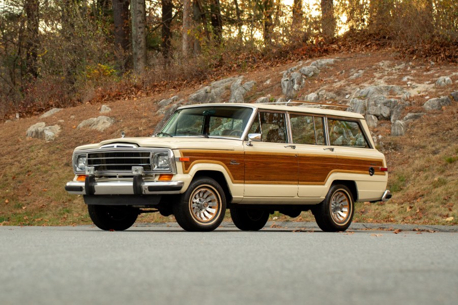 Used 1986 Jeep Wagoneer 4WD in North Salem, New York | Meccanic Shop North Inc. North Salem, New York