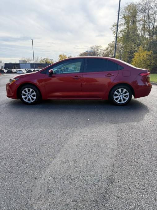 2021 Toyota Corolla LE photo 6