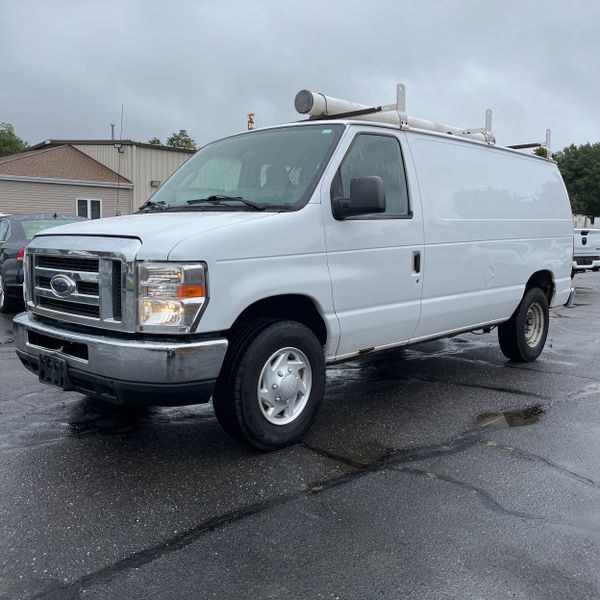 Used 2013 Ford Econoline Cargo Van in Corona, New York | Raymonds Cars Inc. Corona, New York