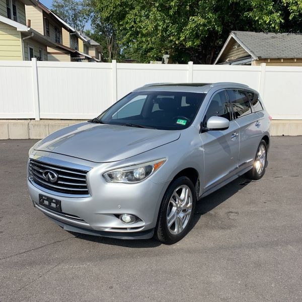 Used 2013 Infiniti JX35 in Corona, New York | Raymonds Cars Inc. Corona, New York