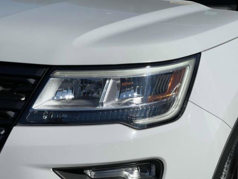 2018 Ford Explorer XLT 4WD, available for sale in Port Washington, New York | Sandpoint Autosales. Port Washington, New York 2018 Ford Explorer XLT 4WD, available for sale in Port Washington, New York | Sandpoint Autosales. Port Washington, New York