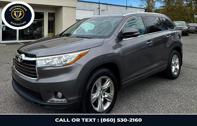 Used 2015 Toyota Highlander in Online only, Connecticut | CEO DADDY AUTO. Online only, Connecticut