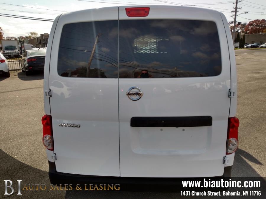 2019 Nissan NV200 S photo 5