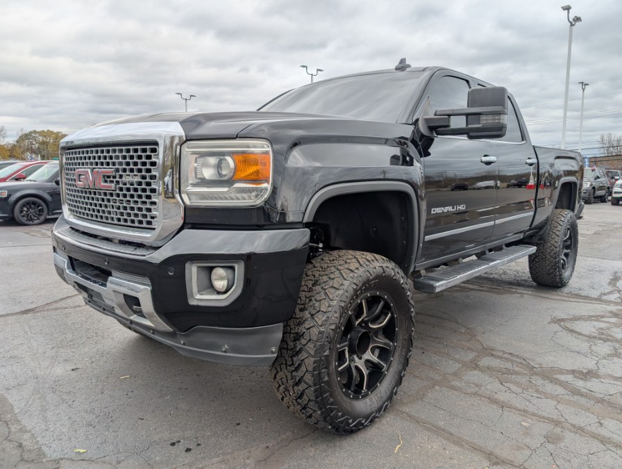 Used 2015 GMC Sierra 2500HD available WiFi in Ortonville, Michigan | Marsh Auto Sales LLC. Ortonville, Michigan