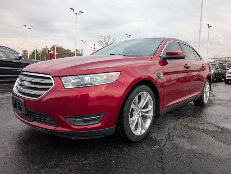 Used 2013 Ford Taurus in Ortonville, Michigan | Marsh Auto Sales LLC. Ortonville, Michigan