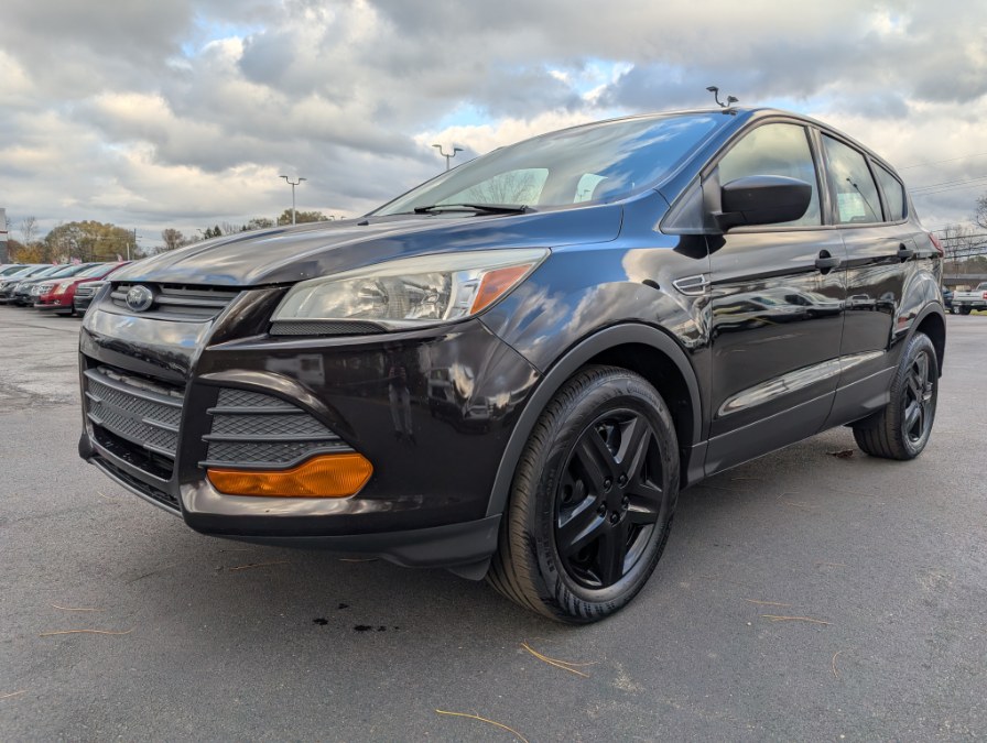 Used 2013 Ford Escape in Ortonville, Michigan | Marsh Auto Sales LLC. Ortonville, Michigan