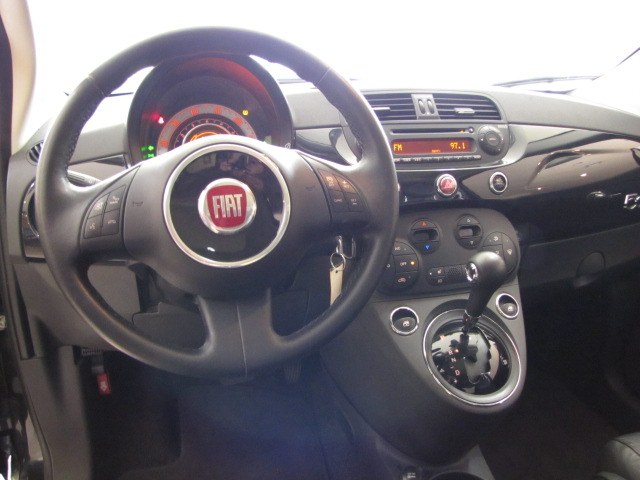 2013 FIAT 500 Lounge photo 5