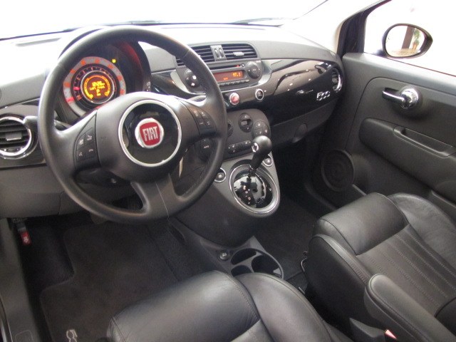 2013 FIAT 500 Lounge photo 4