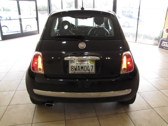 2013 FIAT 500 Lounge photo 3