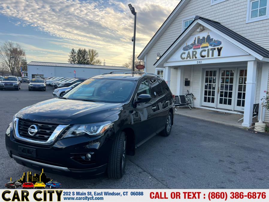 Used 2020 Nissan Pathfinder in East Windsor, Connecticut | Car City LLC. East Windsor, Connecticut