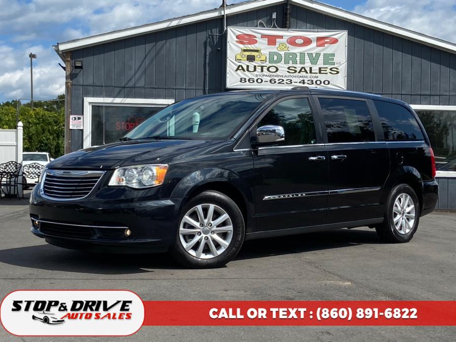 Used 2016 Chrysler Town & Country in East Windsor, Connecticut | Stop & Drive Auto Sales. East Windsor, Connecticut