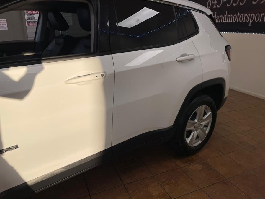 2022 Jeep Compass Latitude 4x4, available for sale in Suffern, New York | Rockland Motor Sport. Suffern, New York 2022 Jeep Compass Latitude 4x4, available for sale in Suffern, New York | Rockland Motor Sport. Suffern, New York