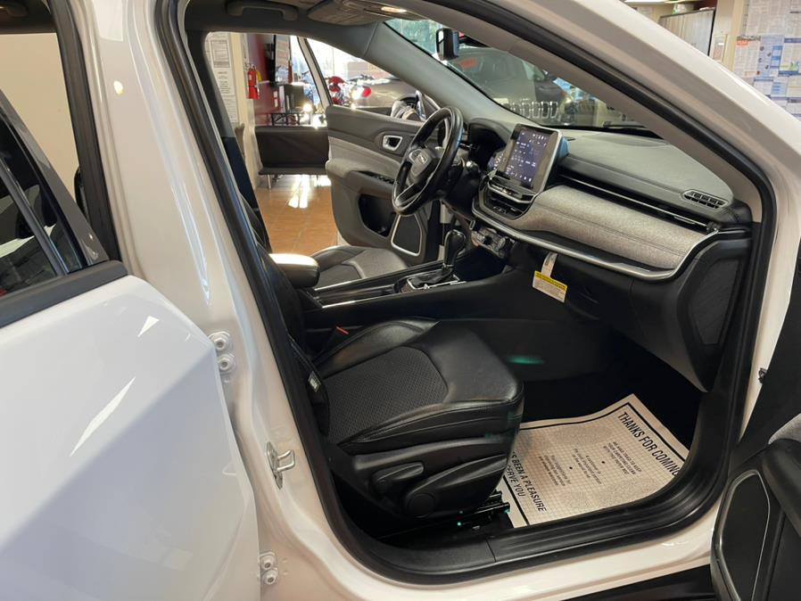 2022 Jeep Compass Latitude 4x4, available for sale in Suffern, New York | Rockland Motor Sport. Suffern, New York 2022 Jeep Compass Latitude 4x4, available for sale in Suffern, New York | Rockland Motor Sport. Suffern, New York