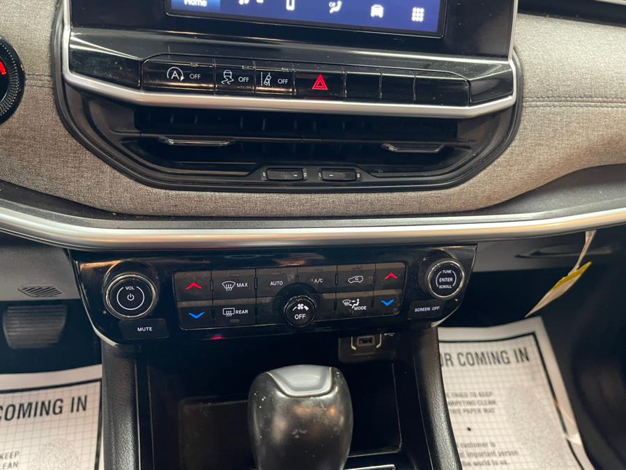 2022 Jeep Compass Latitude 4x4, available for sale in Suffern, New York | Rockland Motor Sport. Suffern, New York 2022 Jeep Compass Latitude 4x4, available for sale in Suffern, New York | Rockland Motor Sport. Suffern, New York