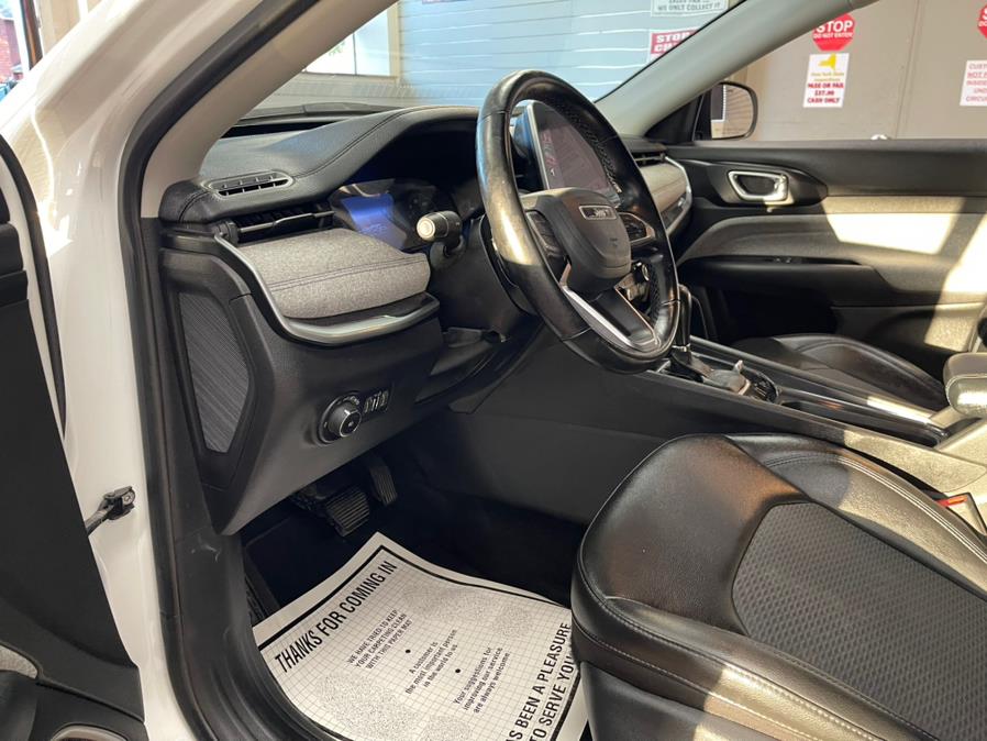 2022 Jeep Compass Latitude 4x4, available for sale in Suffern, New York | Rockland Motor Sport. Suffern, New York 2022 Jeep Compass Latitude 4x4, available for sale in Suffern, New York | Rockland Motor Sport. Suffern, New York