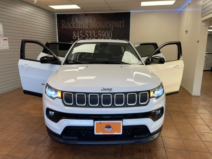 2022 Jeep Compass Latitude 4x4, available for sale in Suffern, New York | Rockland Motor Sport. Suffern, New York 2022 Jeep Compass Latitude 4x4, available for sale in Suffern, New York | Rockland Motor Sport. Suffern, New York