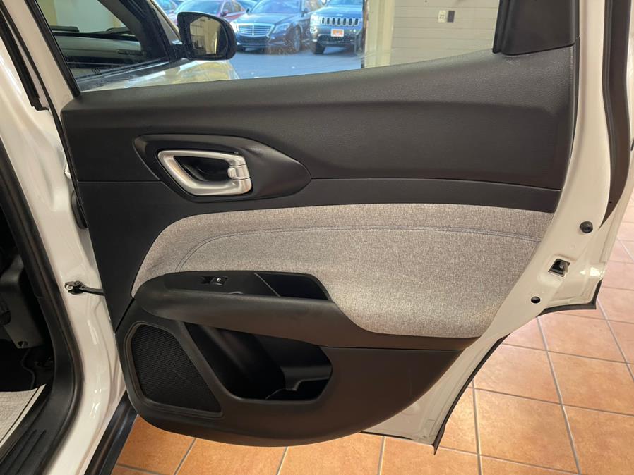 2022 Jeep Compass Latitude 4x4, available for sale in Suffern, New York | Rockland Motor Sport. Suffern, New York 2022 Jeep Compass Latitude 4x4, available for sale in Suffern, New York | Rockland Motor Sport. Suffern, New York