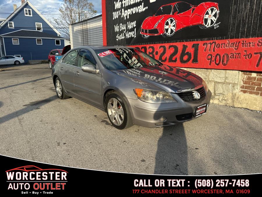 Used 2005 Acura RL in Worcester, Massachusetts | Worcester Auto Outlet LLC. Worcester, Massachusetts