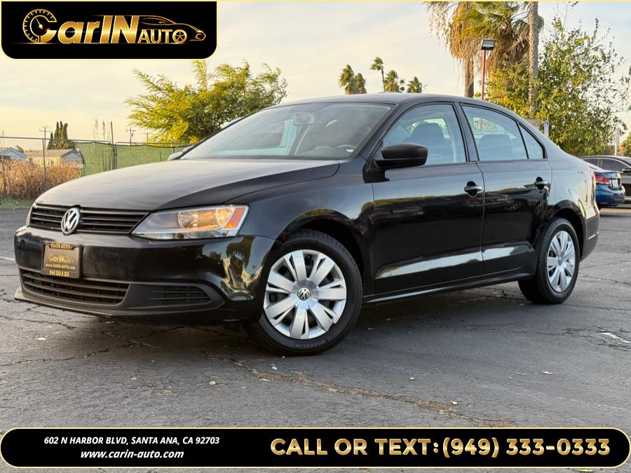 Used 2012 Volkswagen Jetta Sedan in Santa Ana, California | Carin Auto. Santa Ana, California