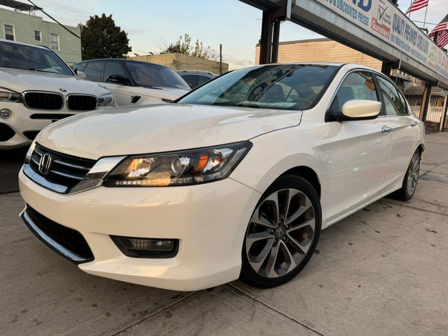 Used 2015 Honda Accord Sedan in Jamaica, New York | Sunrise Autoland. Jamaica, New York