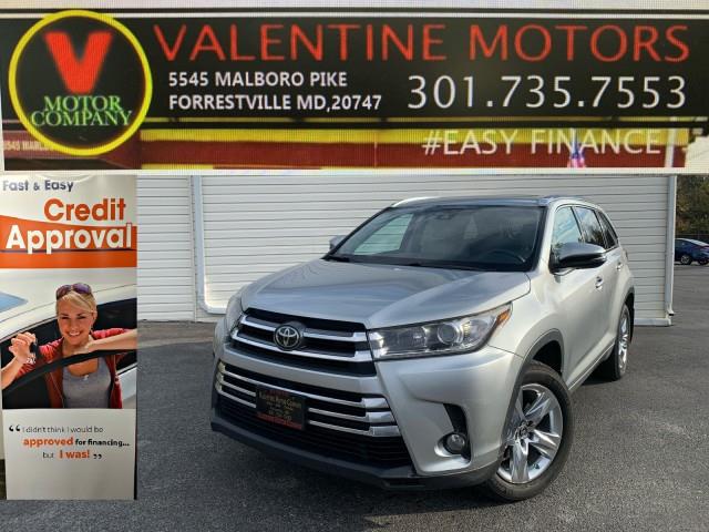 Used 2017 Toyota Highlander in Forestville, Maryland | Valentine Motor Company. Forestville, Maryland